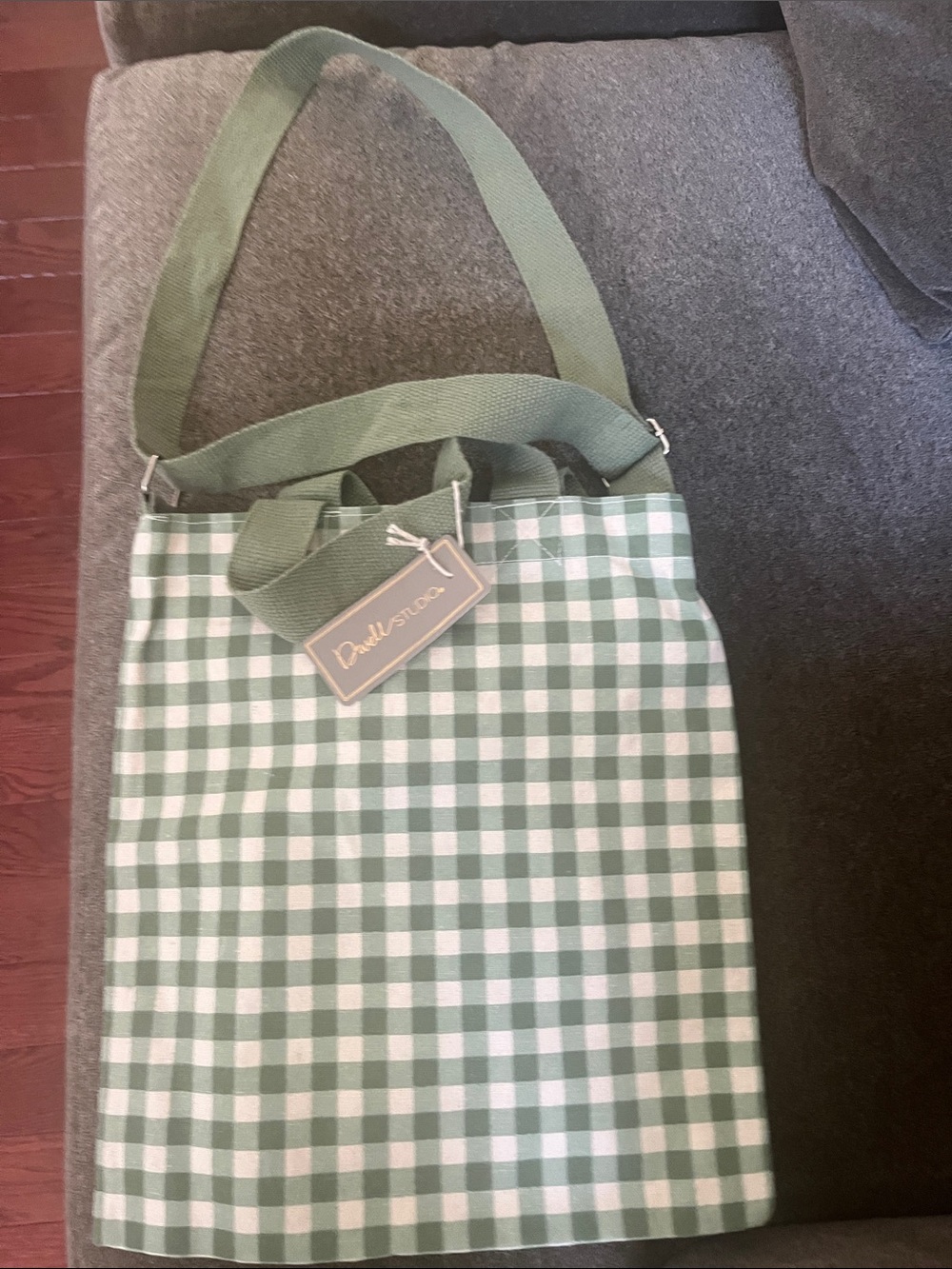 Green Gingham Tote w/  ajustable shoulder strap NWT